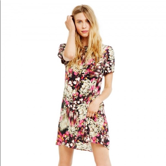 Rebecca Minkoff Dresses & Skirts - NWT Luella Floral Rebecca Minkoff Dress - Size 2!
